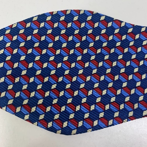 CREMIEUX Navy Blue & Red Hex Geometric Print Silk Bow Tie - NWT - Picture 2 of 5